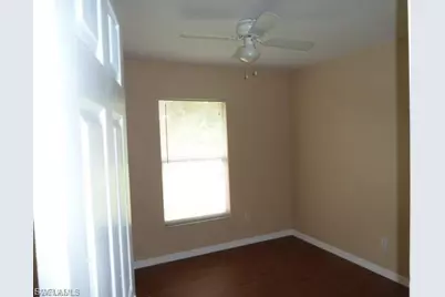 910 Naples Ave S, Lehigh Acres, FL 33974 - Photo 10