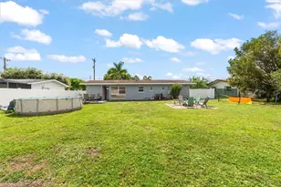 1805 Cornwallis Pkwy, Cape Coral, FL 33904 - Photo 26