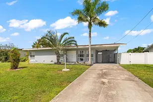 1805 Cornwallis Pkwy, Cape Coral, FL 33904 - Photo 4