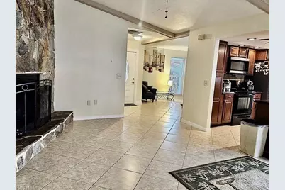 124 SE 31st St, Cape Coral, FL 33904 - Photo 8