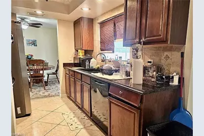 124 SE 31st St, Cape Coral, FL 33904 - Photo 10