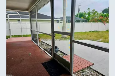 124 SE 31st St, Cape Coral, FL 33904 - Photo 24