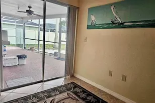 124 SE 31st St, Cape Coral, FL 33904 - Photo 12