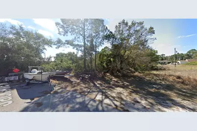 201 Jack Ave N, Lehigh Acres, FL 33971 - Photo 4