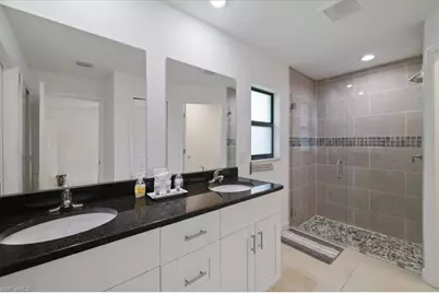 2027 Granada Rd, Labelle, FL 33935 - Photo 22