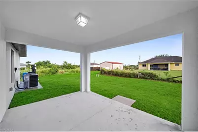 2711 67th St W, Lehigh Acres, FL 33971 - Photo 14