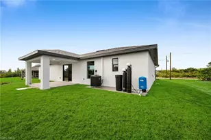 3003 70th St W, Lehigh Acres, FL 33971 - Photo 16