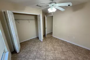 919 Berg St E, Lehigh Acres, FL 33974 - Photo 14