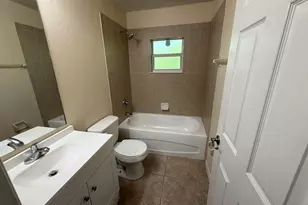 919 Berg St E, Lehigh Acres, FL 33974 - Photo 10