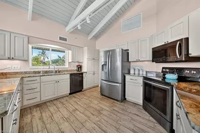 15301 Captiva Dr, Captiva, FL 33924 - Photo 14