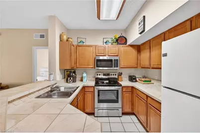 15590 Ocean Walk Cir #309, Fort Myers, FL 33908 - Photo 10