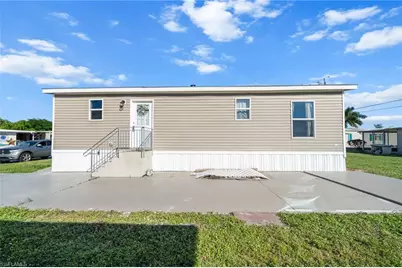 372 Santa Fe Trl, North Fort Myers, FL 33917 - Photo 24