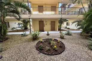 11170 Caravel Cir, Fort Myers, FL 33908 - Photo 32