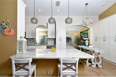 1306 SW 4th Pl, Cape Coral, FL 33991 - Photo 12