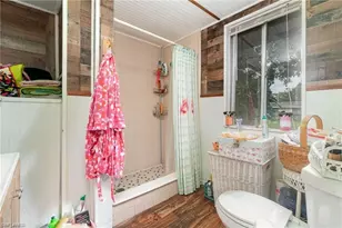 102 3rd St, Fort Myers, FL 33907 - Photo 14