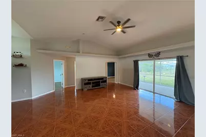 1417 NE 4th Pl, Cape Coral, FL 33909 - Photo 8