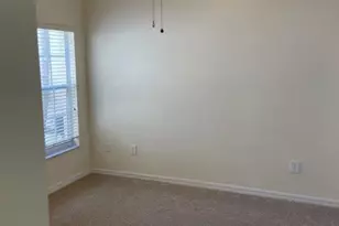 15190 Royal Windsor Ln, Fort Myers, FL 33919 - Photo 10