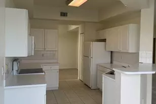 15190 Royal Windsor Ln, Fort Myers, FL 33919 - Photo 4