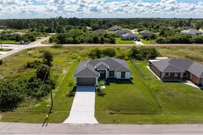 184 Pembroke St, Lehigh Acres, FL 33974 - Photo 34