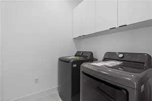 184 Pembroke St, Lehigh Acres, FL 33974 - Photo 28