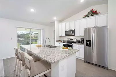 1930 NE 2nd Ter, Cape Coral, FL 33909 - Photo 6