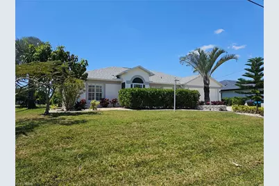 1502 SW 20th Ave, Cape Coral, FL 33991 - Photo 2