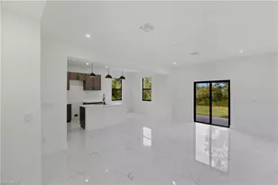 2509 52nd St W, Lehigh Acres, FL 33971 - Photo 10