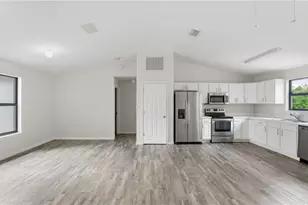 2701 E 18th St, Lehigh Acres, FL 33972 - Photo 10