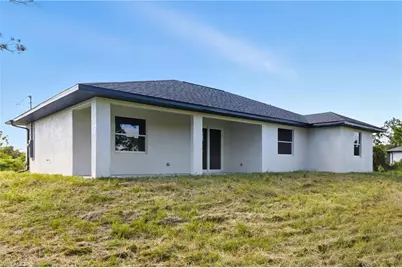 2809 59th St W, Lehigh Acres, FL 33971 - Photo 32