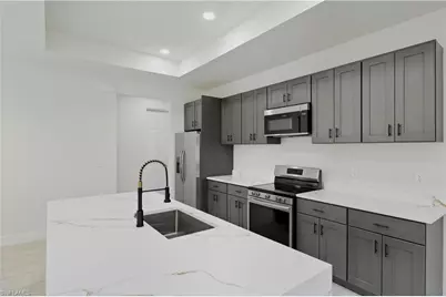 2809 59th St W, Lehigh Acres, FL 33971 - Photo 2