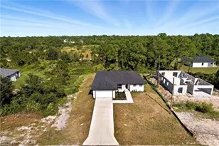 2705 64th St W, Lehigh Acres, FL 33971 - Photo 38