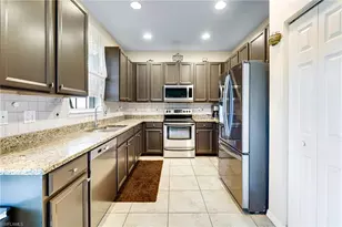 8657 Sumner Ave, Fort Myers, FL 33908 - Photo 6