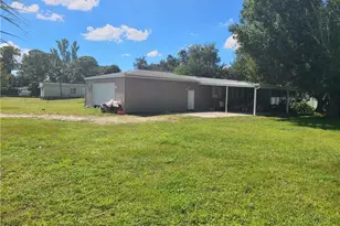 2463 Laurel Ln, North Fort Myers, FL 33917 - Photo 6