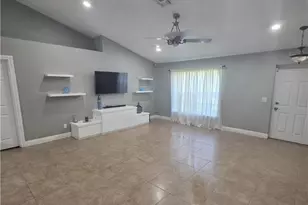 916 Anaconda Ave S, Lehigh Acres, FL 33974 - Photo 1