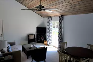 140 Estrellita Dr, Fort Myers Beach, FL 33931 - Photo 6