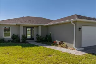 2052 NW 17th St, Cape Coral, FL 33993 - Photo 2