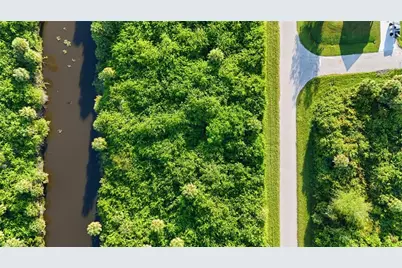 346 Rutland Cir, Port Charlotte, FL 33954 - Photo 6