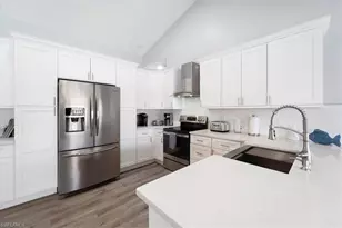 4921 SW 11th Pl, Cape Coral, FL 33914 - Photo 12