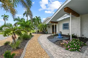 10 Clearview Blvd, Fort Myers Beach, FL 33931 - Photo 2