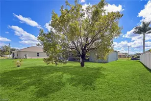 1621 NW 18th St, Cape Coral, FL 33993 - Photo 28