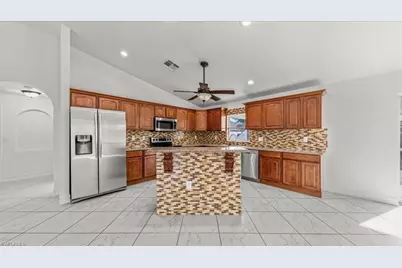 [Address not provided], Cape Coral, FL 33991 - Photo 6