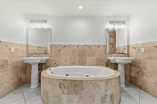 [Address not provided], Cape Coral, FL 33991 - Photo 18