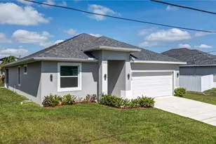 5027 S Peachtree Cir, Labelle, FL 33935 - Photo 2