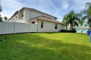 3616 Pine Oak Cir, Fort Myers, FL 33916 - Photo 1