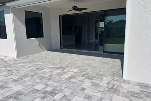 102 SW 36th Pl, Cape Coral, FL 33991 - Photo 14