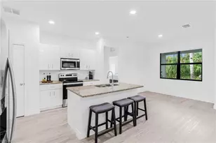 1158 E Benbow Cir, Labelle, FL 33935 - Photo 10