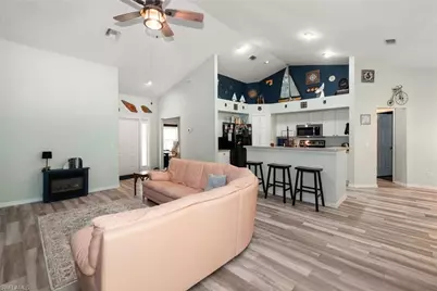 2005 McArthur Ave, Alva, FL 33920 - Photo 6