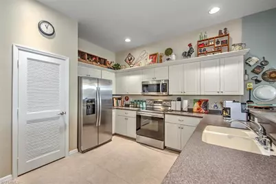 2711 Blue Cypress Lake Ct, Cape Coral, FL 33909 - Photo 6