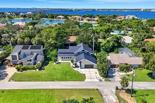 330 Prather Dr, Fort Myers, FL 33919 - Photo 4