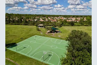 2536 Laurentina Ln, Cape Coral, FL 33909 - Photo 30